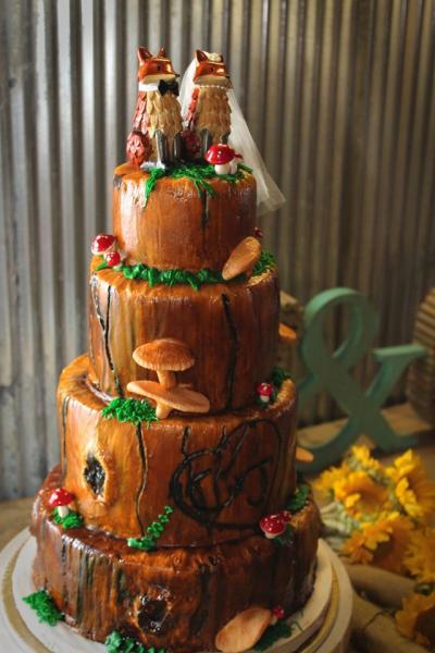 We will make sure that your cake looks exactly the way you want it to!  This cake was designed by Carrie and Jeremiah FOX, and was created by "Cravings by Rochelle," Eureka Springs most popular patisserie.