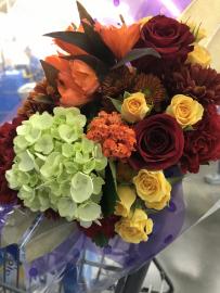 Gorgeous custom color bouquets for every occasion...We love to make our brides happy!